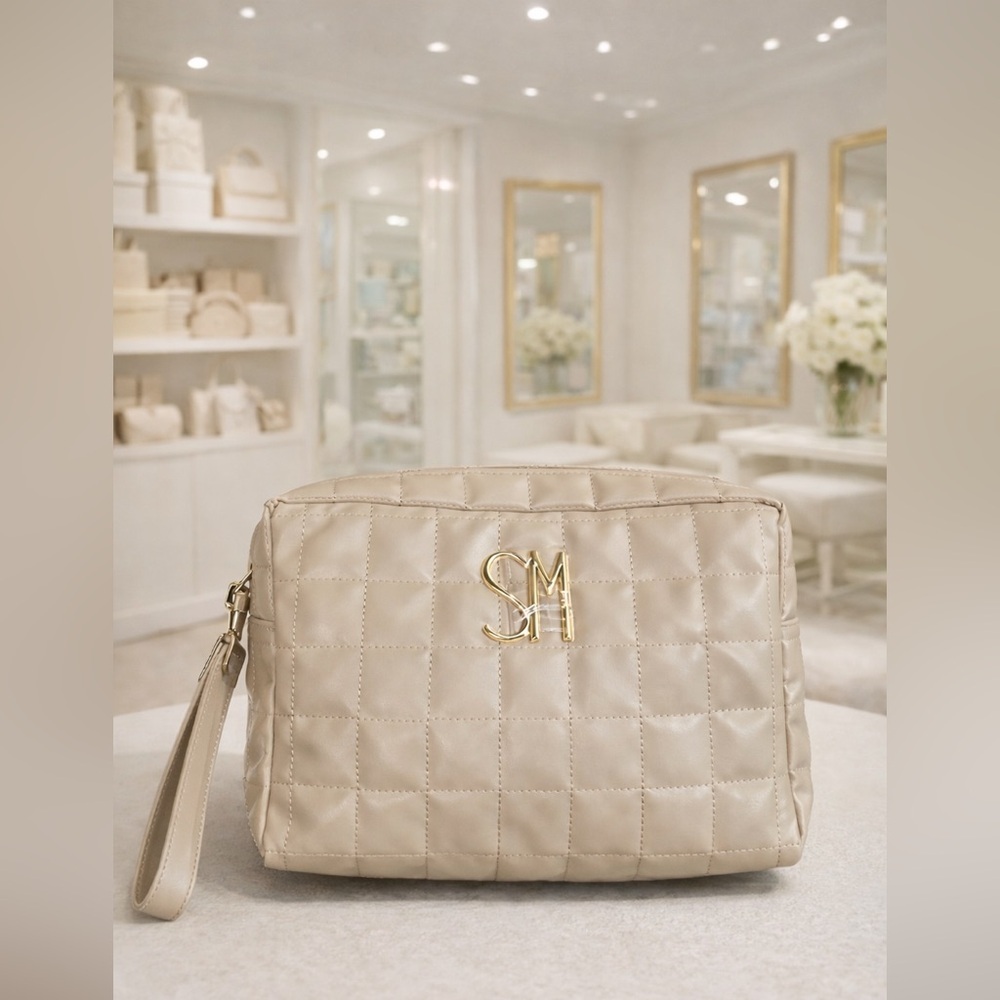 NWOT-Steve Madden “SM” Quilted  Cosmetic Bag-Taupe Beige